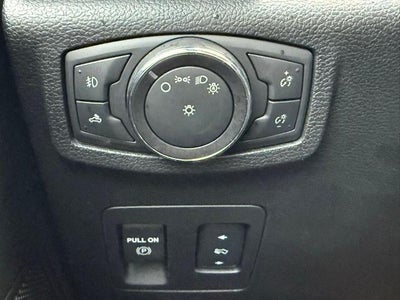 2016 Ford F-150 2WD SuperCrew 5-1/2 Ft Box XLT