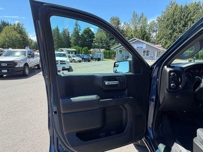 2019 Chevrolet Silverado 1500 Crew Cab Short Box 4-Wheel Drive Custom Trail Boss