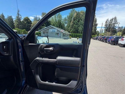 2019 Chevrolet Silverado 1500 Crew Cab Short Box 4-Wheel Drive Custom Trail Boss