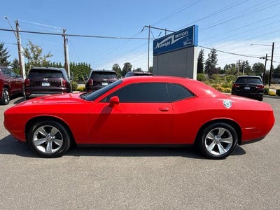 2016 Dodge Challenger 2dr Cpe SXT Plus