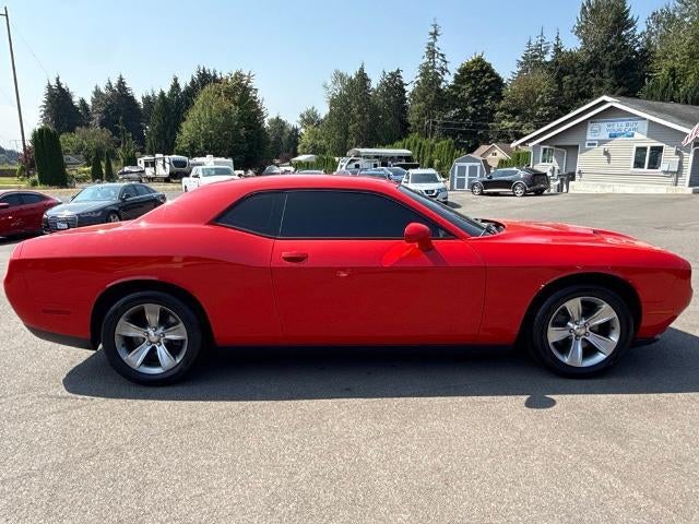 2016 Dodge Challenger 2dr Cpe SXT Plus