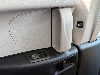 2021 Chrysler Pacifica Hybrid Limited FWD