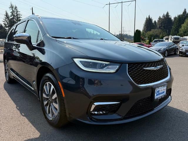 2021 Chrysler Pacifica Hybrid Limited FWD