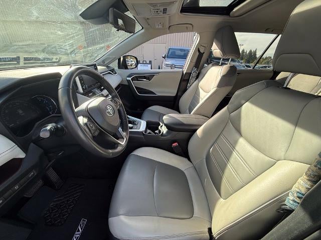 2019 Toyota RAV4 Hybrid Limited AWD (Natl)