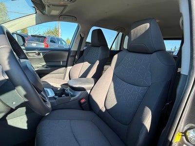 2021 Toyota RAV4 XLE AWD (Natl)