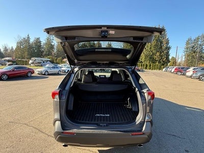 2021 Toyota RAV4 XLE AWD (Natl)
