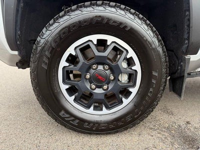 2024 Toyota Tacoma 4WD 4WD SR5 Double Cab 5' Bed AT (GS)