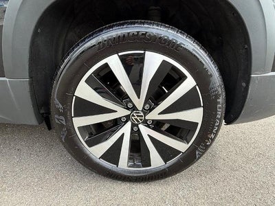 2022 Volkswagen Taos SE 4MOTION
