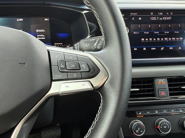 2022 Volkswagen Taos SE 4MOTION