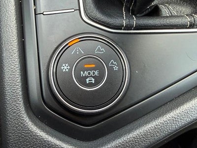 2022 Volkswagen Taos SE 4MOTION