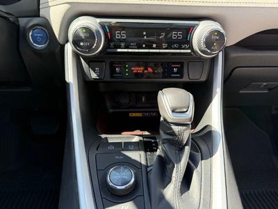 2022 Toyota RAV4 Hybrid Limited AWD (Natl)