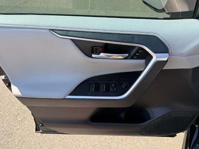 2022 Toyota RAV4 Hybrid Limited AWD (Natl)