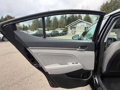 2017 Hyundai ELANTRA Limited 2.0L Auto (Alabama) *Ltd Avail*