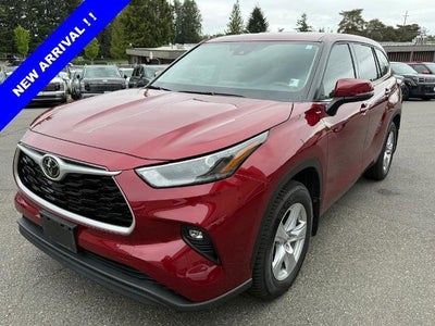 2021 Toyota Highlander LE AWD (SE)