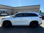 2017 Toyota Highlander Limited Platinum V6 AWD (Natl)