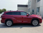 2026 Toyota Highlander Hybrid Platinum AWD (Natl)