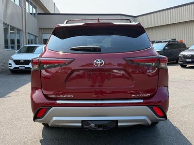 2026 Toyota Highlander Hybrid Platinum AWD (Natl)