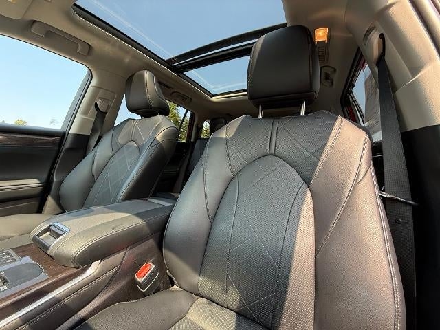 2026 Toyota Highlander Hybrid Platinum AWD (Natl)