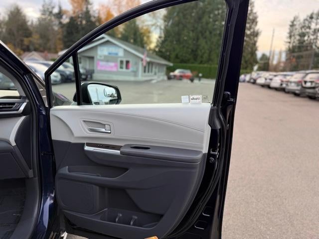 2021 Toyota Sienna XLE AWD 7-Passenger (Natl)