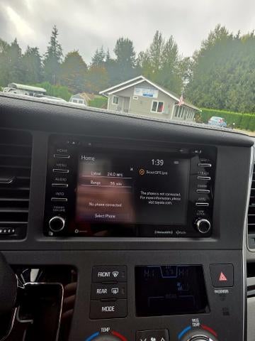 2018 Toyota Sienna XLE FWD 8-Passenger (Natl)