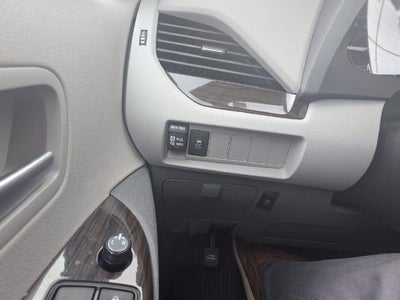 2018 Toyota Sienna XLE FWD 8-Passenger (Natl)