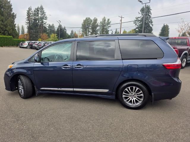 2018 Toyota Sienna XLE FWD 8-Passenger (Natl)