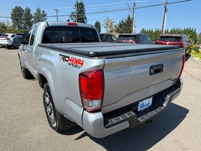 2017 Toyota Tacoma TRD Sport Access Cab 6' Bed V6 4x4 MT (Natl)