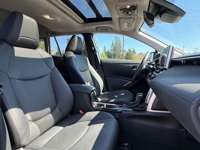 2024 Toyota Corolla Cross XLE 2WD (Natl)