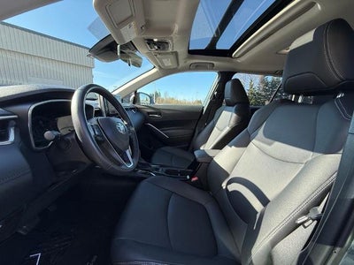 2024 Toyota Corolla Cross XLE 2WD (Natl)