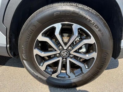 2023 Toyota Corolla Cross Hybrid SE 4WD (Natl)