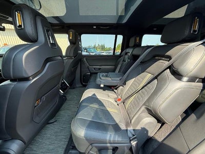 2025 Rivian R1S Adventure Dual-Motor Standard Pack