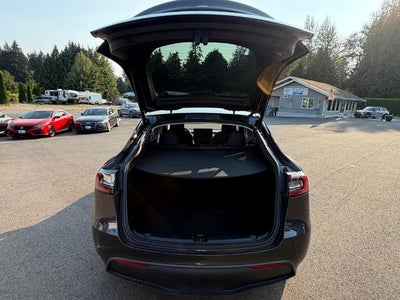 2024 Tesla Model Y Long Range AWD