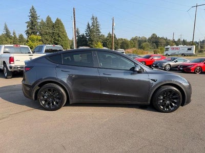 2024 Tesla Model Y Long Range AWD
