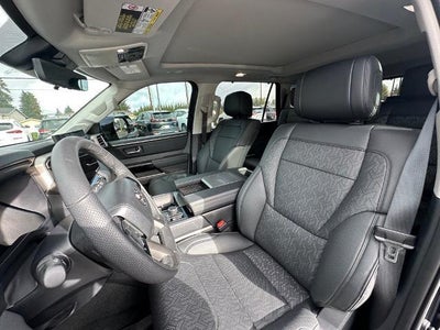 2024 Toyota Sequoia Limited 4WD (SE)