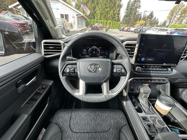 2024 Toyota Sequoia Limited 4WD (SE)