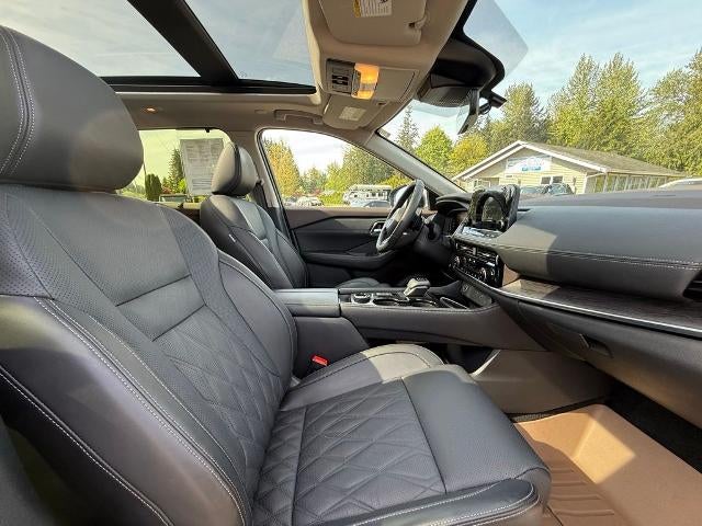 2023 Nissan Rogue AWD Platinum