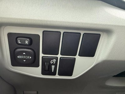 2013 Toyota Prius 5dr HB Three (Natl)