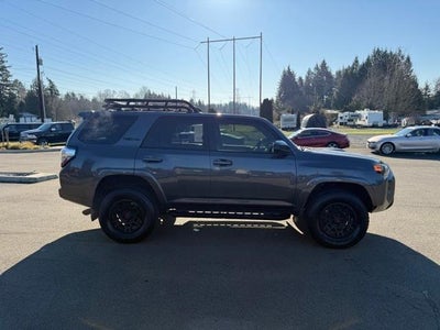 2020 Toyota 4Runner SR5 4WD (GS)