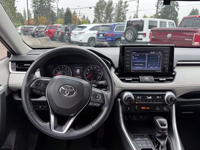 2020 Toyota RAV4 XLE Premium AWD (Natl)