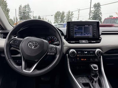 2020 Toyota RAV4 XLE Premium AWD (Natl)