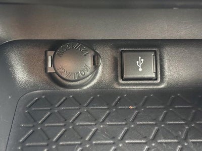 2020 Toyota RAV4 XLE Premium AWD (Natl)