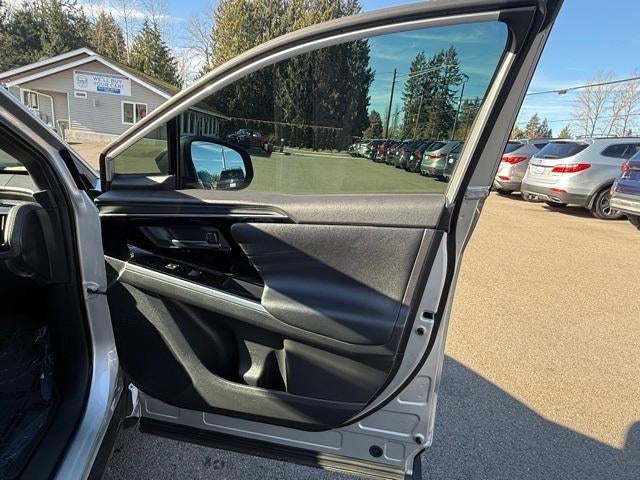 2023 Toyota bZ4X XLE FWD (Natl)