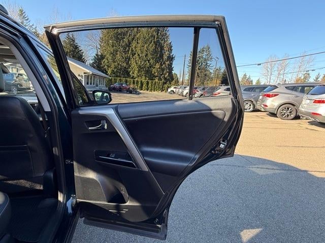 2017 Toyota RAV4 Hybrid Limited AWD (Natl)