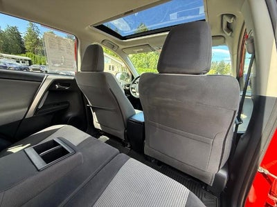 2015 Toyota RAV4 AWD 4dr XLE (Natl)