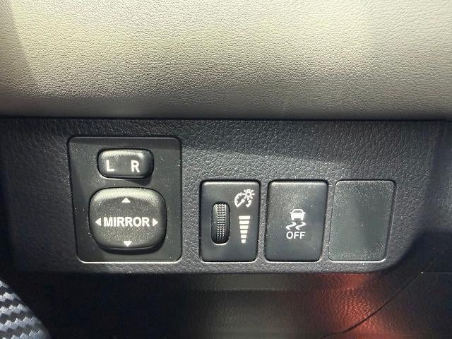 2015 Toyota RAV4 AWD 4dr XLE (Natl)
