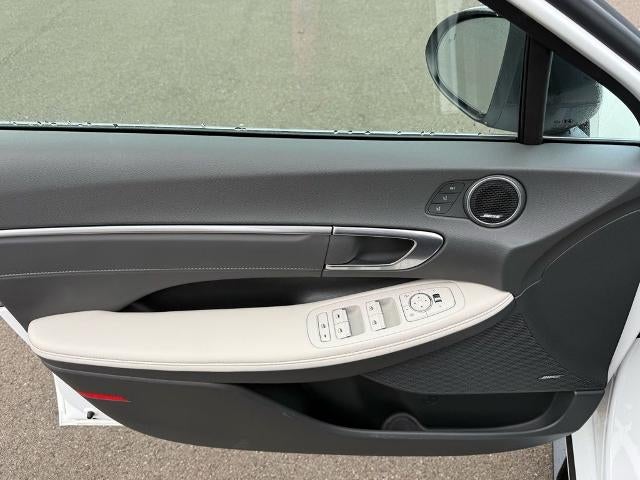 2022 Hyundai SONATA Hybrid Limited 2.0L