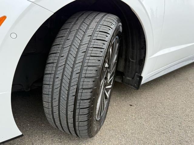 2022 Hyundai SONATA Hybrid Limited 2.0L