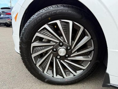 2022 Hyundai SONATA Hybrid Limited 2.0L