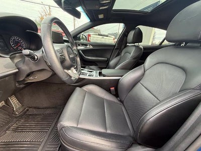 2022 Kia Stinger GT1 AWD
