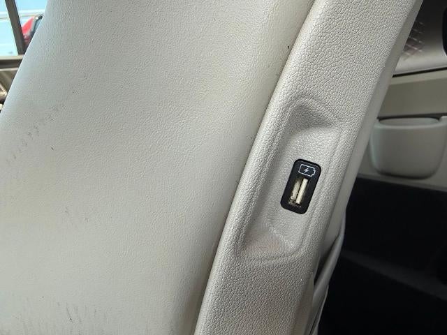 2022 Kia Sorento Hybrid S AWD